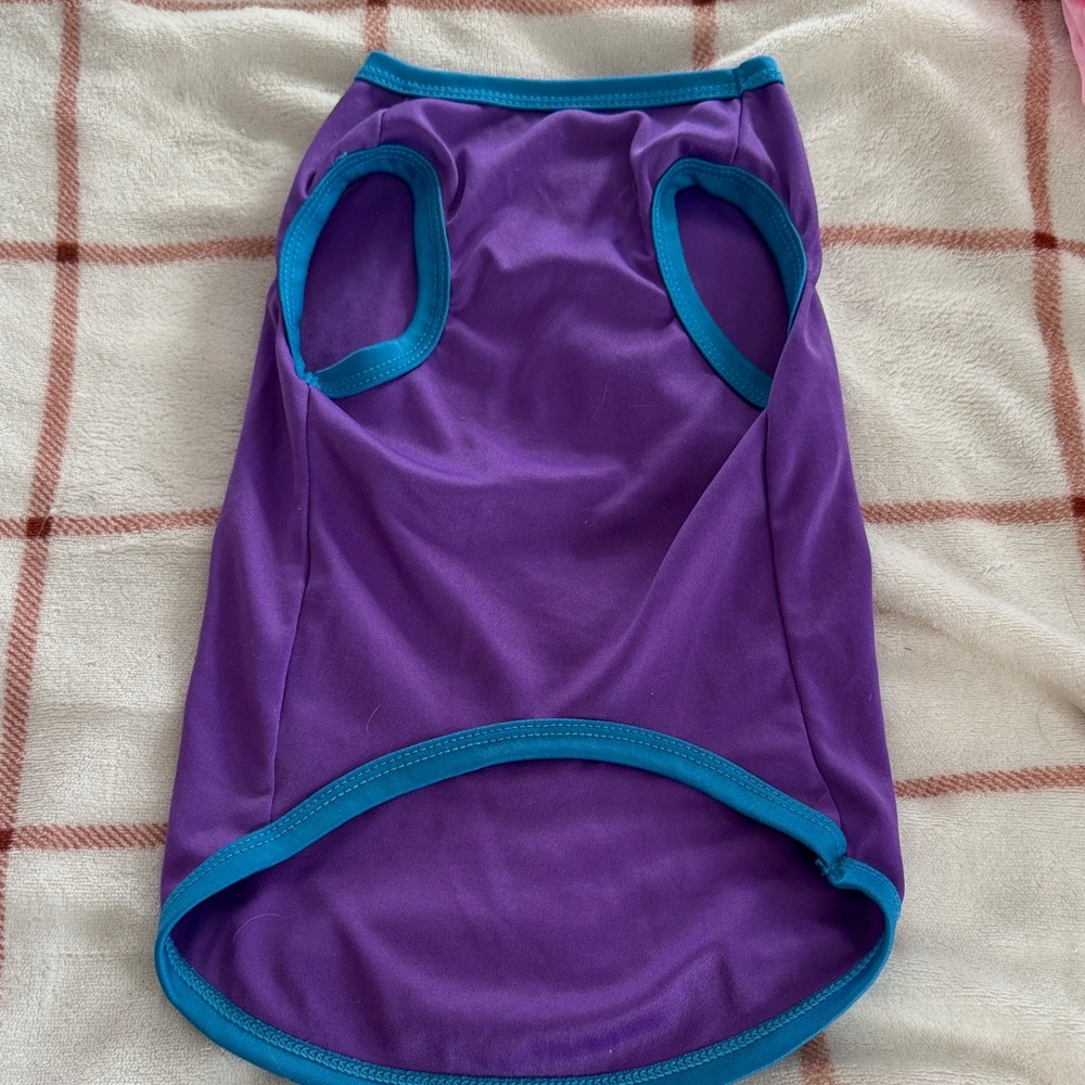Source Unknown Purple Dog Shirt with Blue Trim - Picture 2 of 2